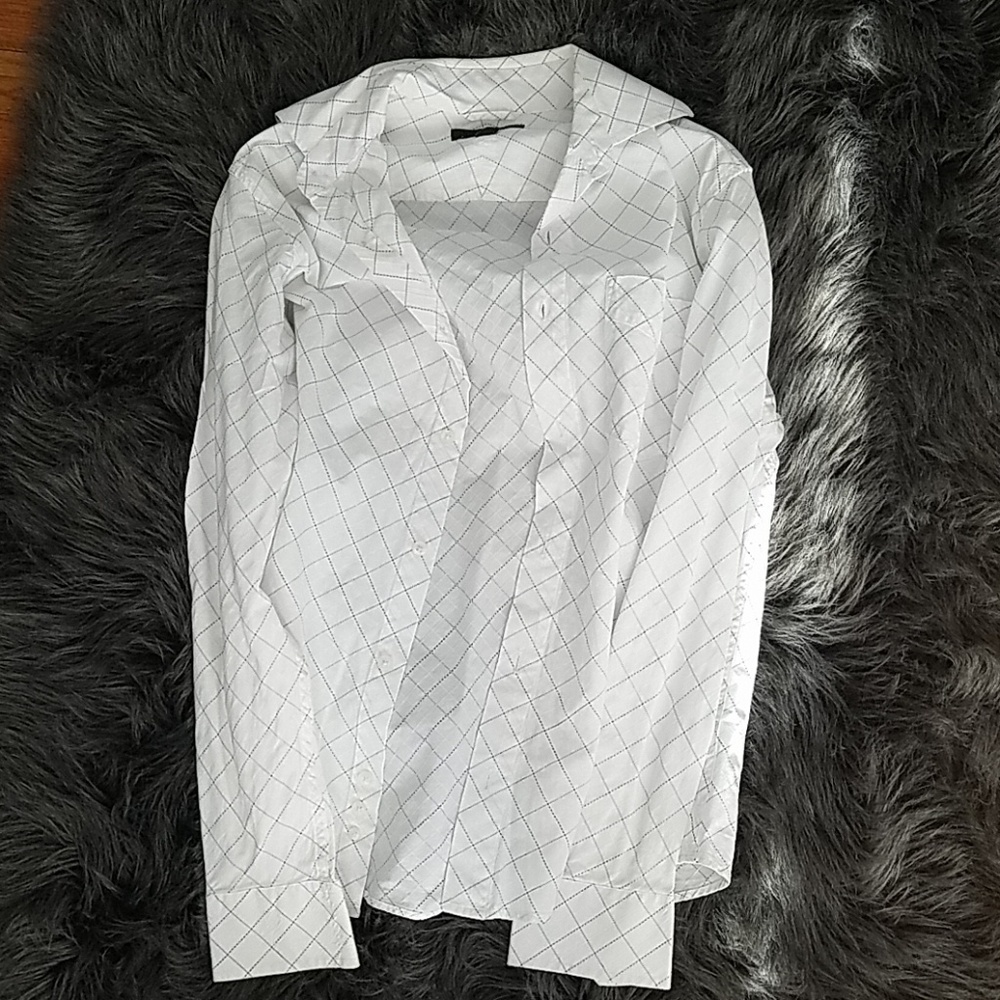 White dress shirt